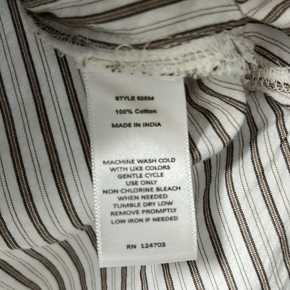 Floral shirt with buttons and longs sleeves - Picture 6 of 6